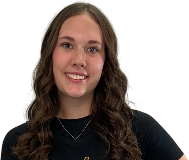 Lily Crain headshot