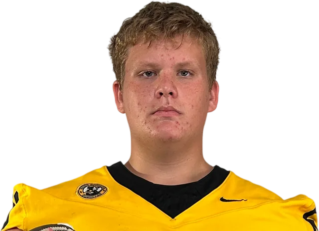 Casen Webb headshot
