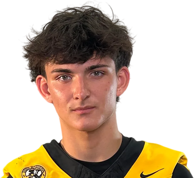 Paxton Salazar headshot