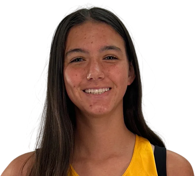 Josie Grona headshot