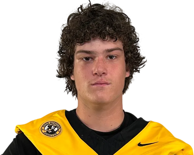 Atlas Sandoval headshot