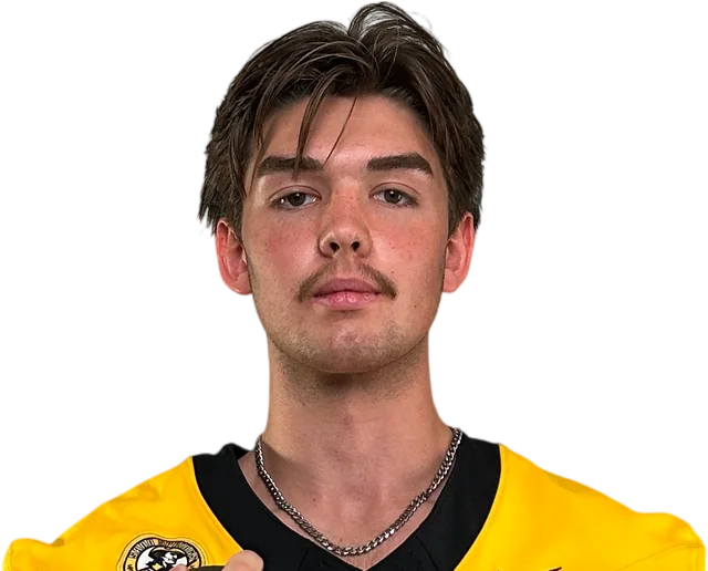 Asher Aldridge headshot