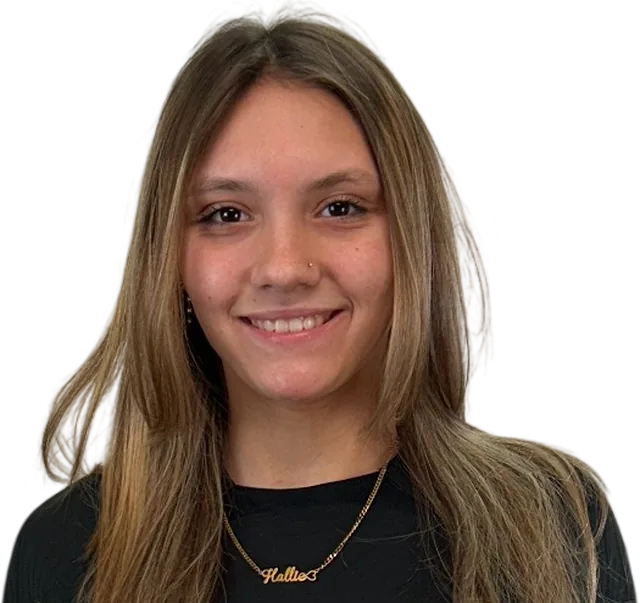 Hallie Manuel headshot